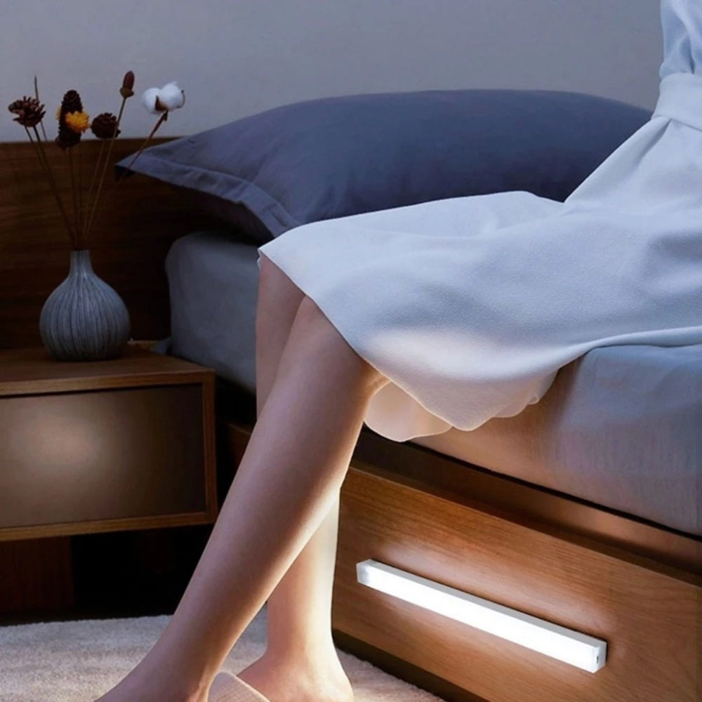 Luminária LED Inteligente com Sensor de Movimento - Compre 1, Leve 2